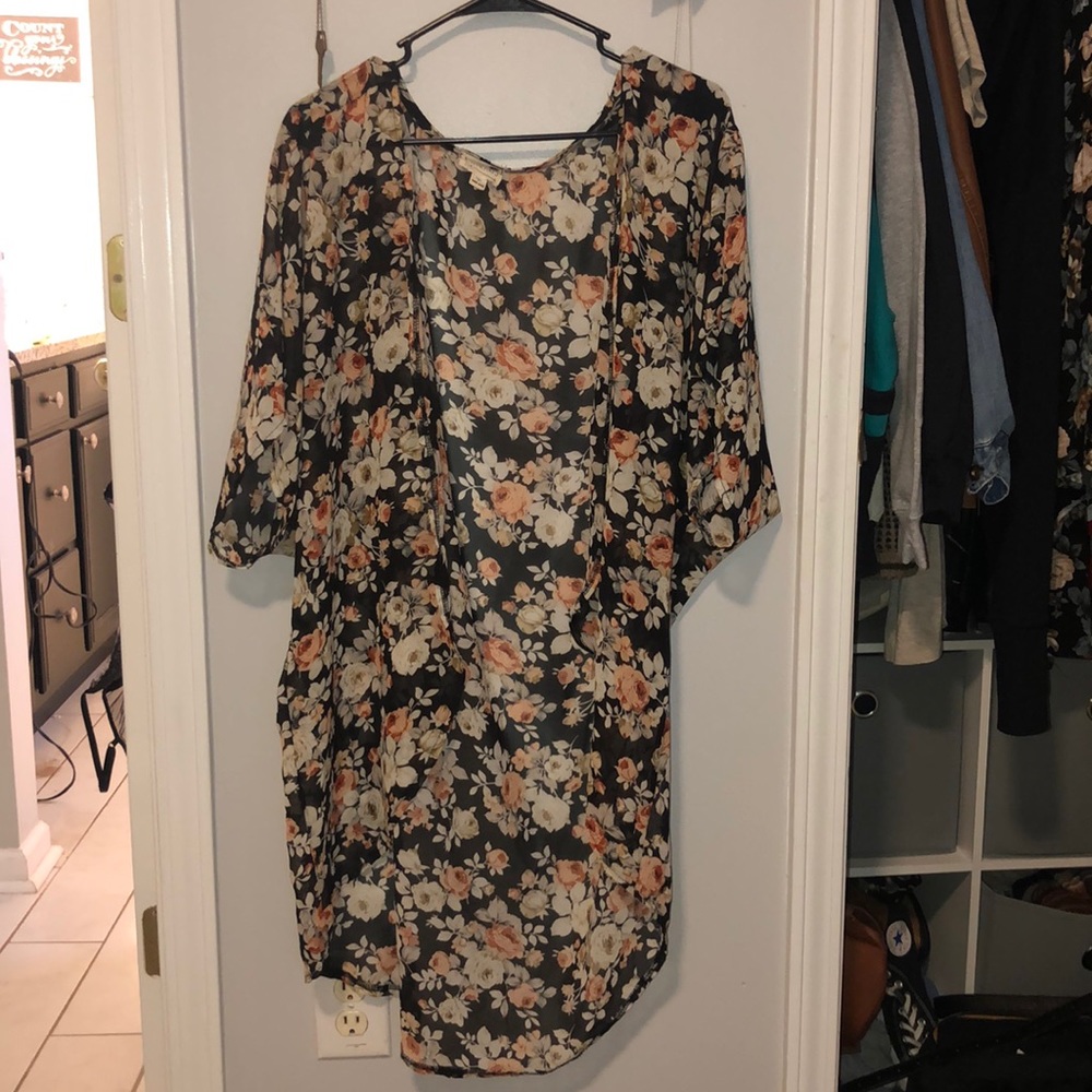 Rose kimono